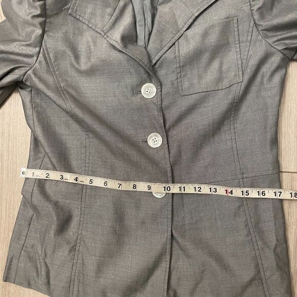 Carlisle Wool Silk Blend Blazer Jacket Three-Button Front Patch Pocket Gray SZ 8 - Picture 5 of 11